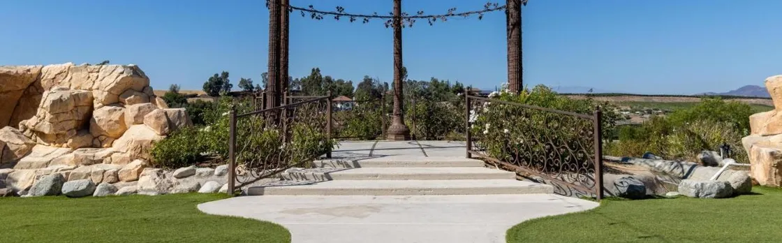 Inn at Churon Winery (Adults only)