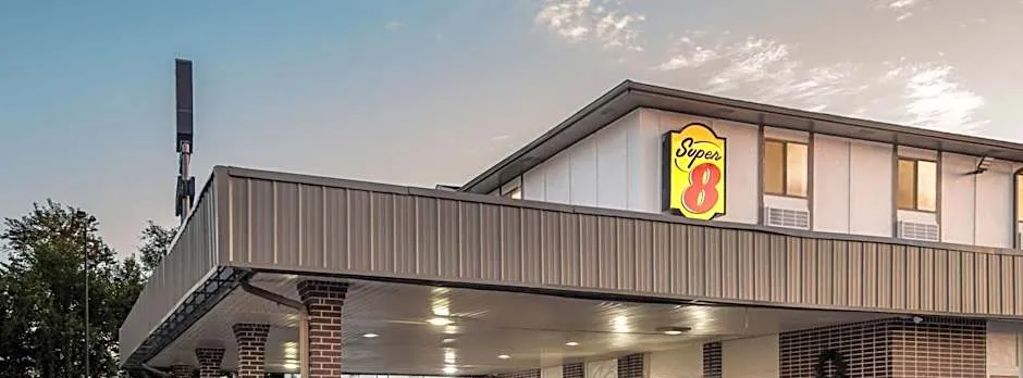 Super 8 by Wyndham Terre Haute