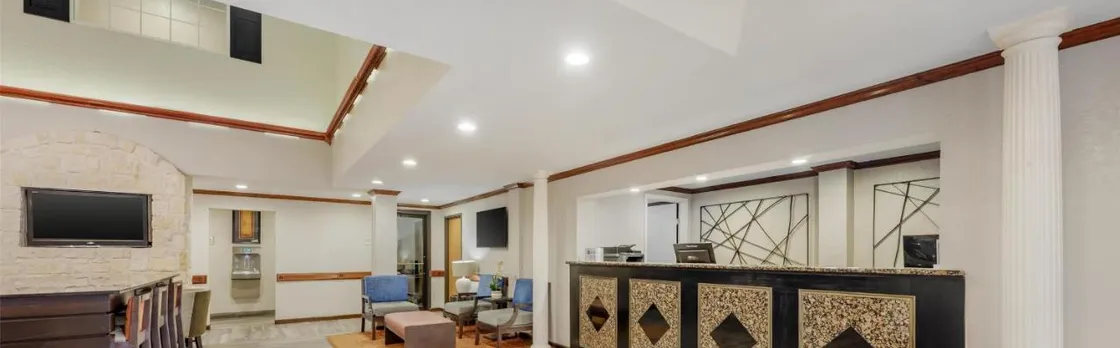 Best Western Alamo Suites