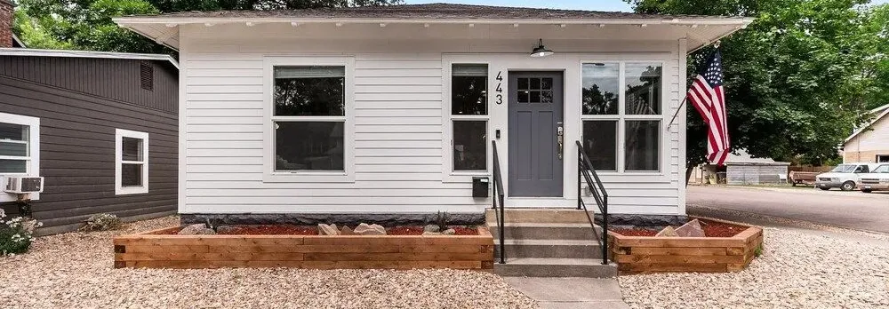 Cozy Chic Home In Downtown Loveland!