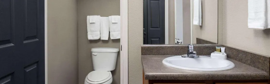 Eagle's Den Suites Kenedy a Travelodge by Wyndham