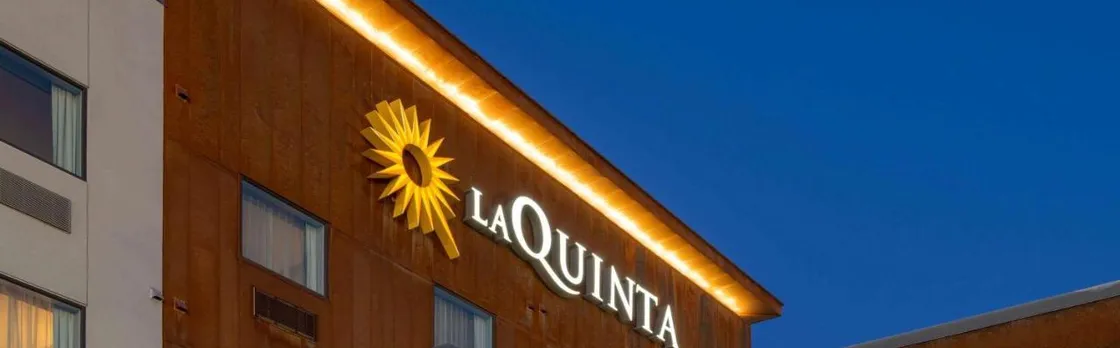 La Quinta Inn & Suites by Wyndham Anchorage Airport