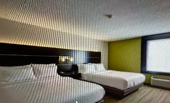 Holiday Inn Express & Suites Ashtabula/Geneva
