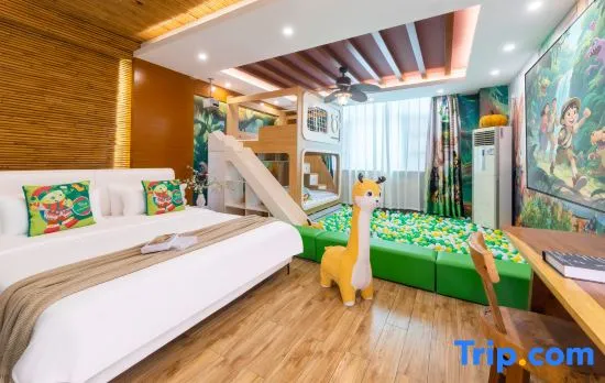 Pufenggu Hotel (Guangzhou Panyu Chimelong Wanbo Center)