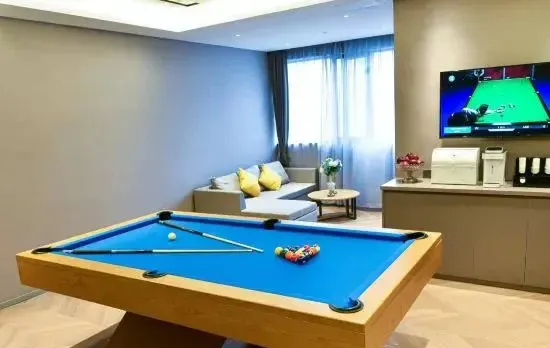 Homeinn Selected Hotel (Wuhan Chuhehan Street Hongshan Square Subway Station)