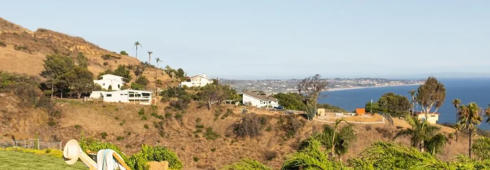 Cliffridge by Avantstay Lush Malibu Hills Estate W/ Breathtaking Ocean Views