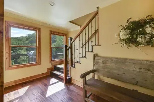 Mossy Brook Lodge Home