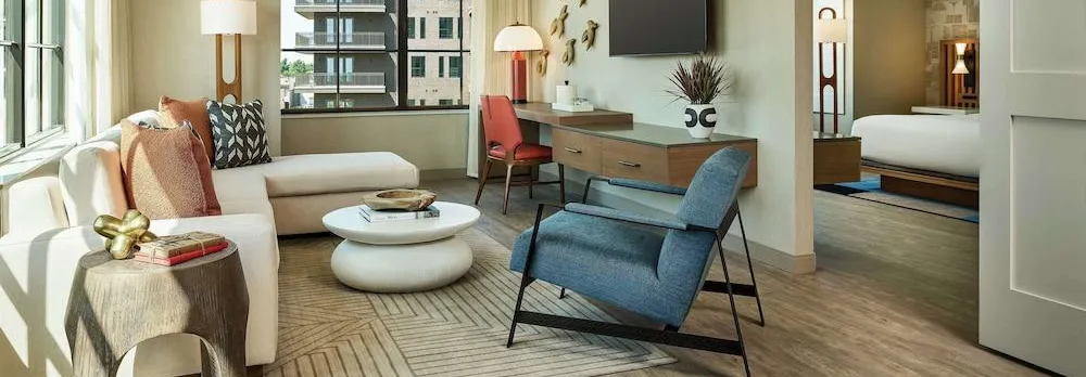 Lively Hotel On Oak Oklahoma City, Tapestry By Hilton