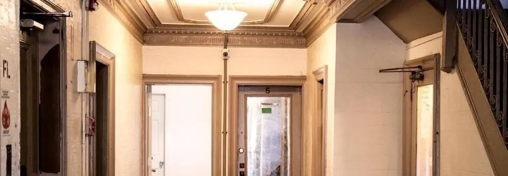 Vroom Street Apartment