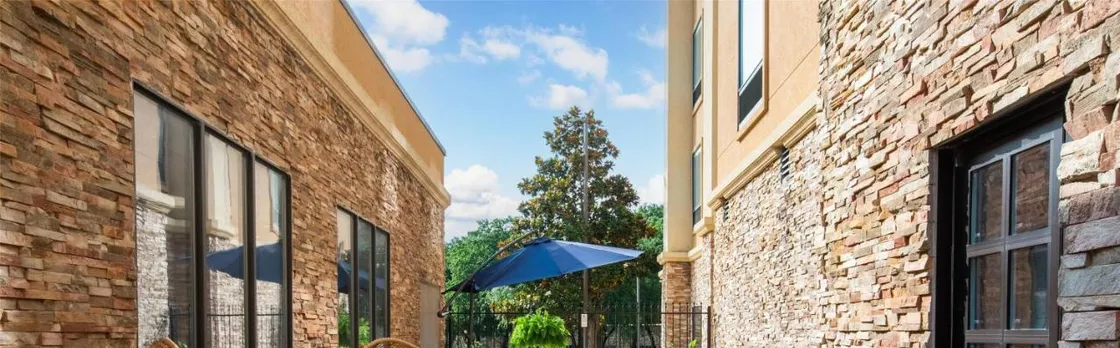 Hampton Inn & Suites Dallas-Arlington North
