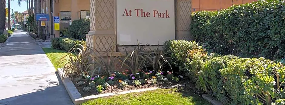 Anaheim Discovery Inn And Suites