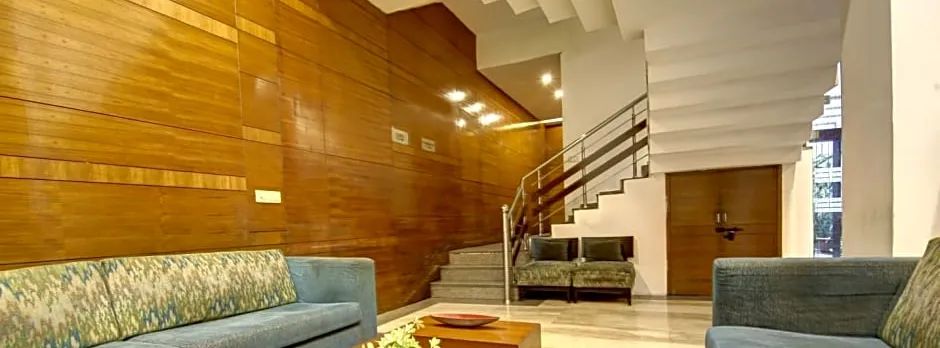 Hotel Hari's Court
