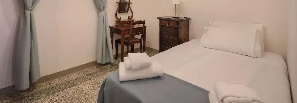 2 Bedroom Apartment in Florence's Heart