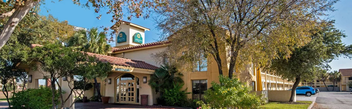 La Quinta Inn By Wyndham San Antonio I-35 N At Rit