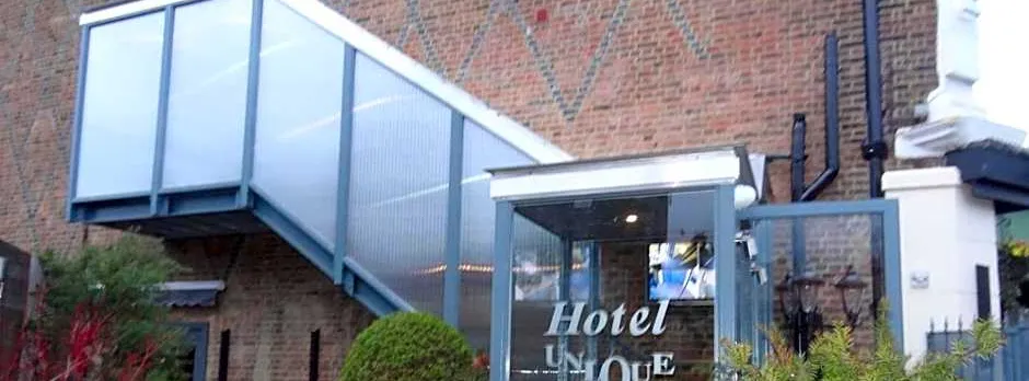 Hotel Unique