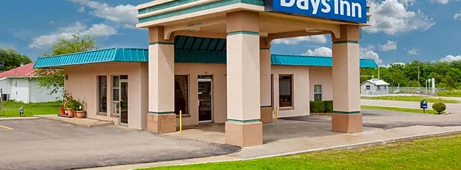 Days Inn by Wyndham Okemah