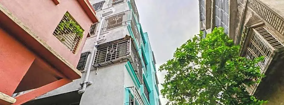 Goroomgo M M Howrah Maidan Homestay Near Howrah Station
