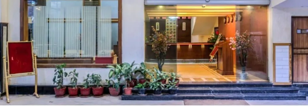 Golden Metro Hotel
