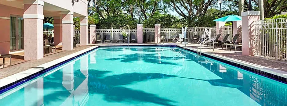 DoubleTree by Hilton Hotel Sunrise - Sawgrass Mills