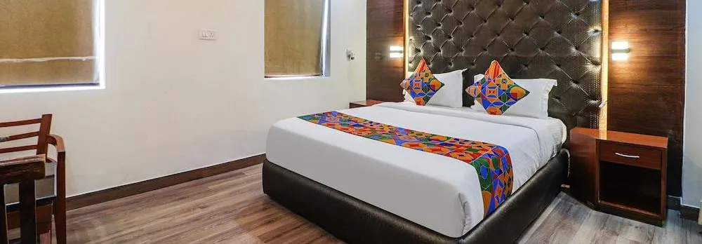 Fabhotel Dwarka Suites