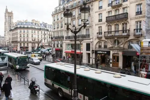 Apart of Paris - Chatelet - Rue de Rivoli