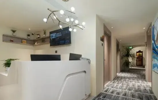 Lihua Mercure Apartment (Shenzhen Nanshan Window of the World)