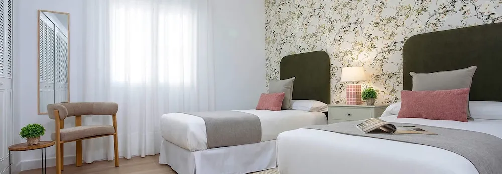 Luxury Apartment in Cordoba Center. Plaza Doblas