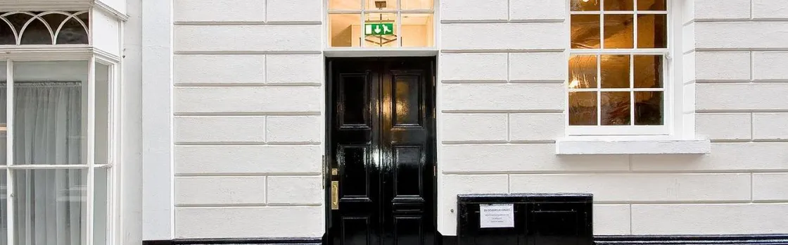 Eldon Chambers Pod 1 by City Living London