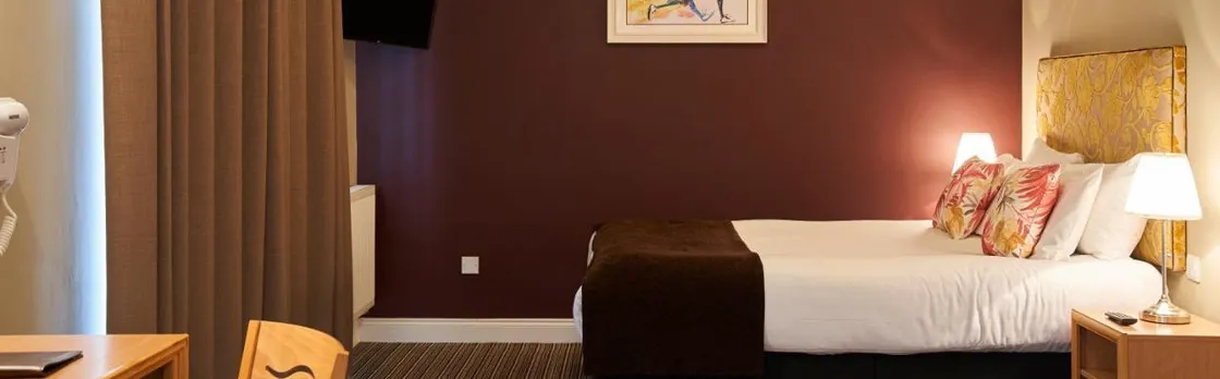 Antoinette Hotel