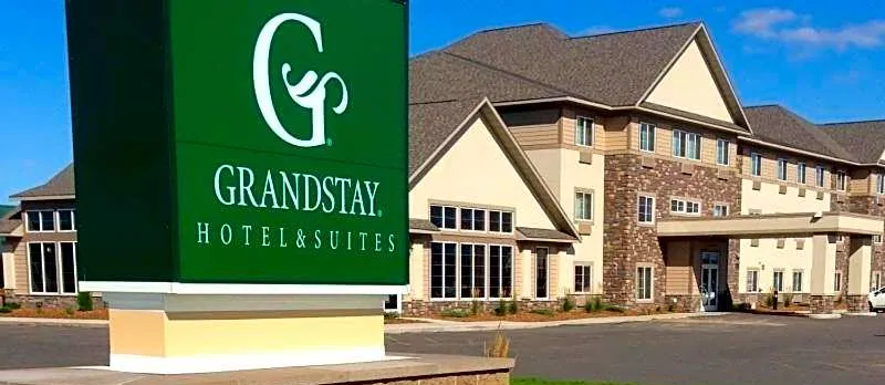 GrandStay Hotel & Suites Thief River Falls