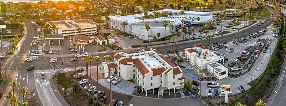 Comfort Inn & Suites Ventura Beach