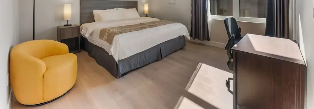 4211 Suites