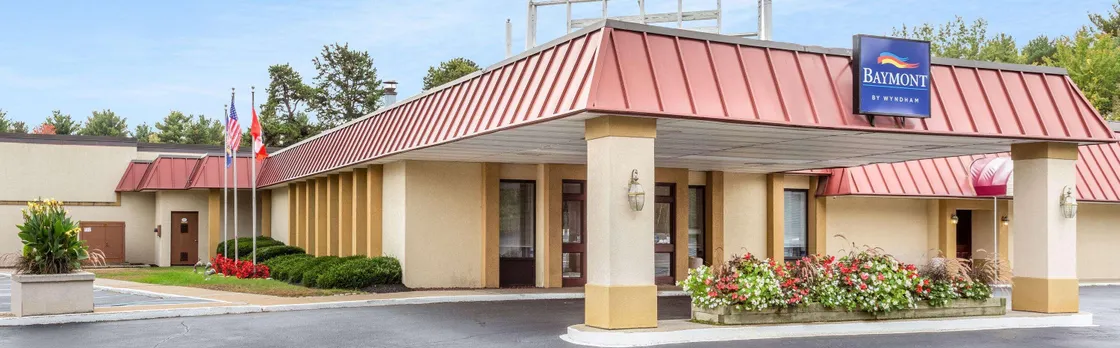 Baymont Inn & Suites Queensbury/Lake George