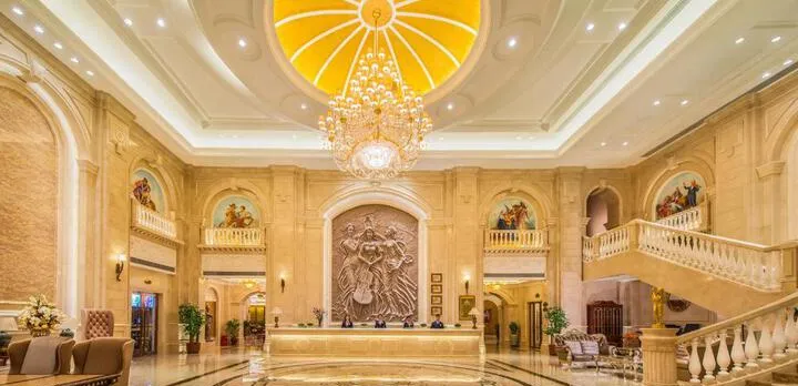 Vienna International Shenzhen Caopu Jindaotian