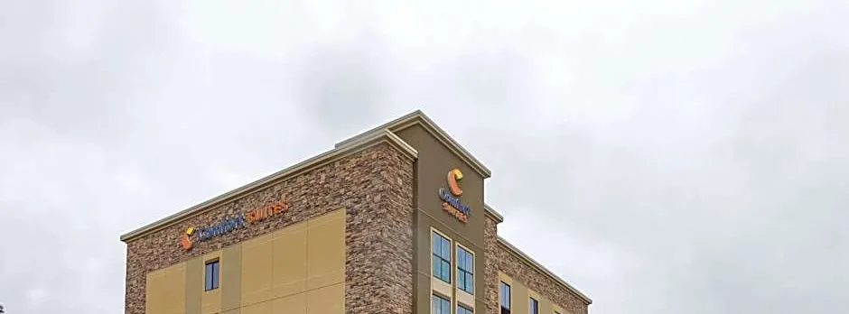 Comfort Suites Denver near Anschutz Medical Campus
