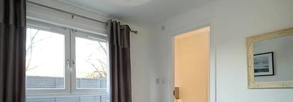 Fabulous Apartment Near Edinburgh Center