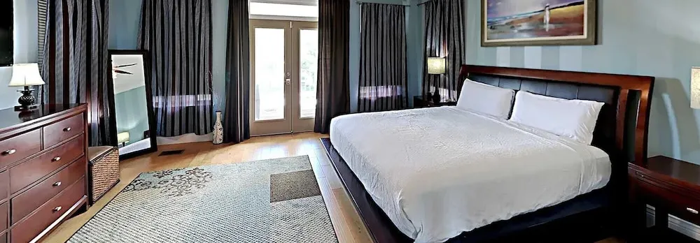 A Mid-Summer's Night Dream by Southern Vacation Rentals