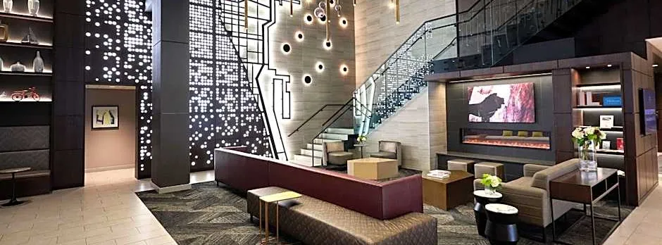 Hampton Inn & Suites Chicago-Downtown