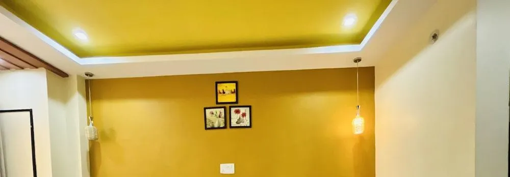 Hotel Rajwada Inn & Club