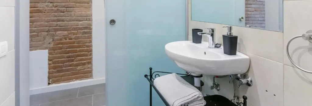 Aparteasy - Deluxe Family Apartments with Pool