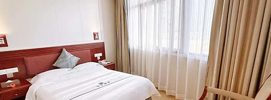Shenzhen Xingwei Yifeng Hotel