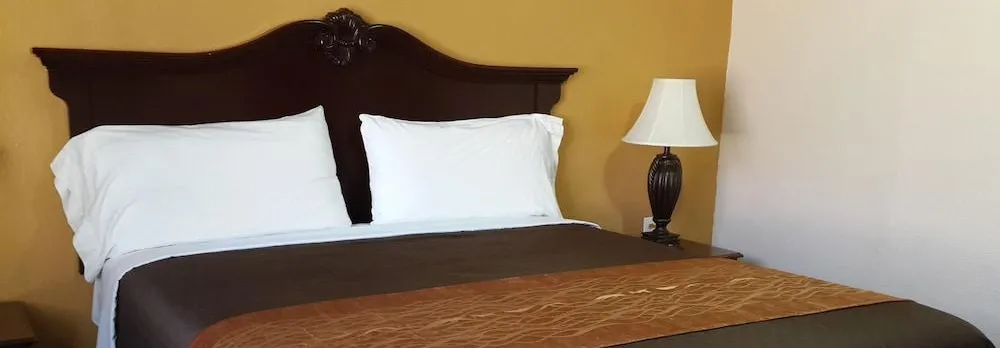 American Regency Inn