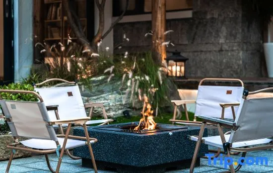 Shangchunshan Homestay