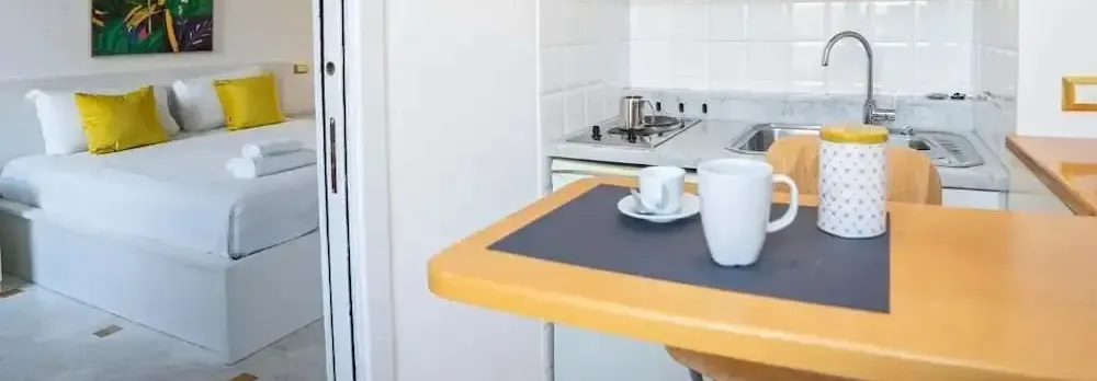 Colonna Guest House