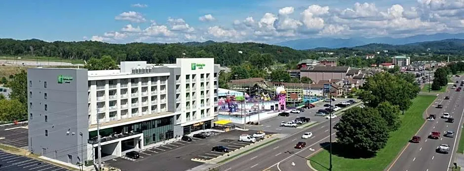 Holiday Inn & Suites Pigeon Forge Convention Center By IHG