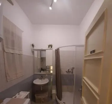 Apartment Yes