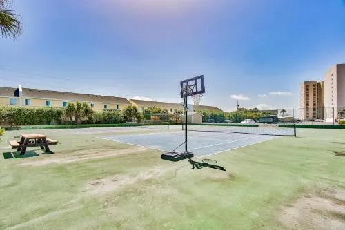 Shoreline Towers Townhouse 4-4