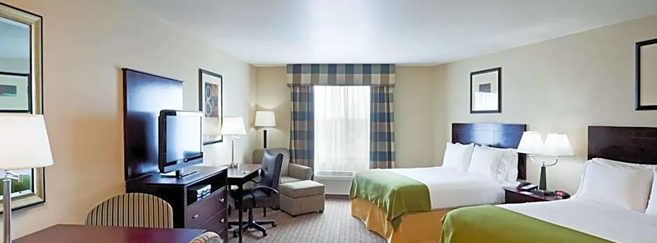 Holiday Inn Express & Suites Syracuse North - Airport Area by IHG