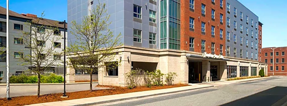 Hampton Inn & Suites Worcester