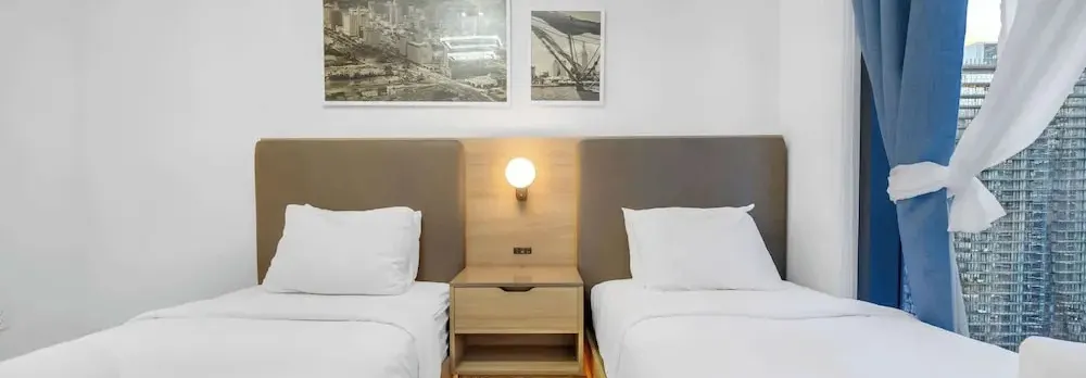 Chic 2BD Downtown Condo with Water Views